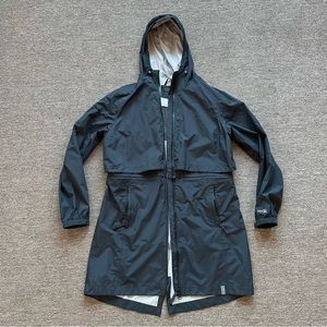 LL Bean Black Raincoat size Large Regular